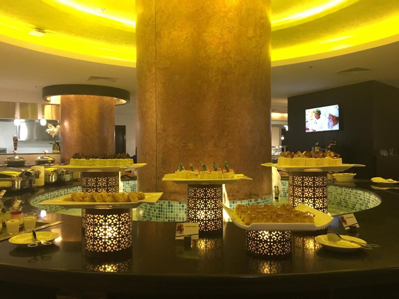 Golden Tulip Headington Otel Maskat Dış mekan fotoğraf