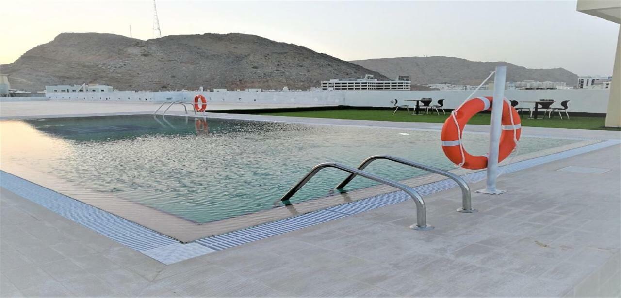 Golden Tulip Headington Otel Maskat Dış mekan fotoğraf